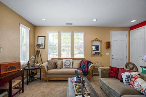9361 Vintner Cir, Patterson, CA 95363 photo 4