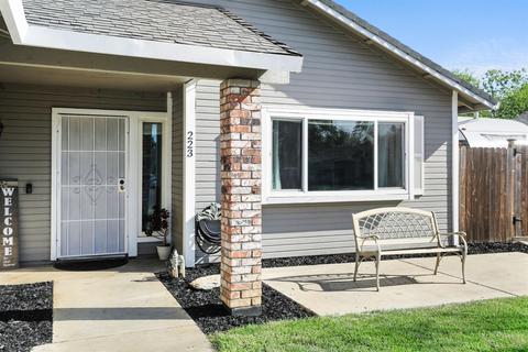223 W E St, Galt, CA 95632 photo 3