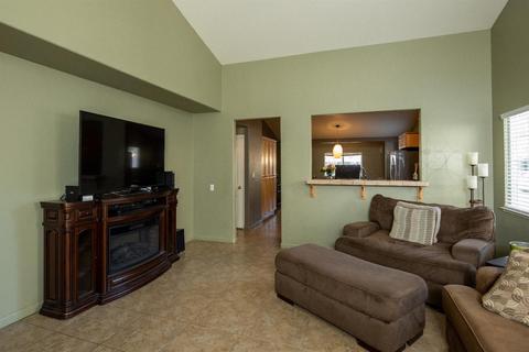 2209 Lionudakis Ct, Modesto, CA 95355 photo 4