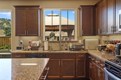 9435 Vintner, Patterson, CA 95363 photo 14