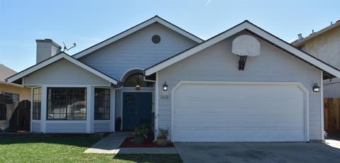 2112 Noelle Ct, Modesto, CA 95355 photo 1