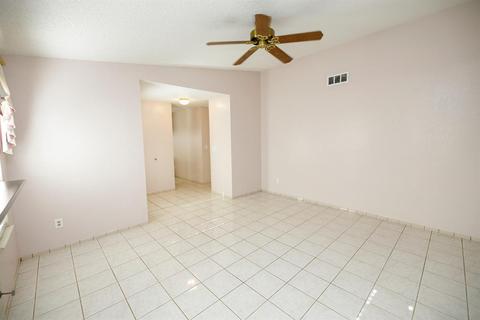828 W Union Ave, Modesto, CA 95356 photo 9