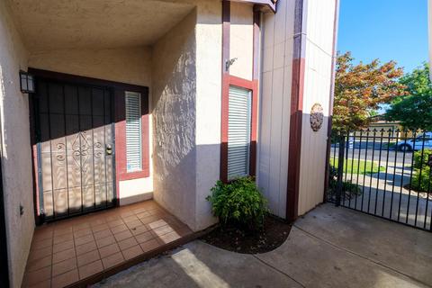 828 W Union Ave, Modesto, CA 95356 photo 4