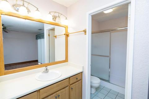 828 W Union Ave, Modesto, CA 95356 photo 25