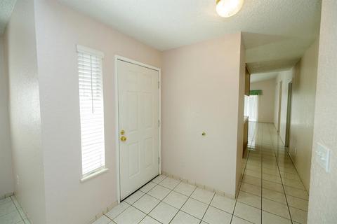 828 W Union Ave, Modesto, CA 95356 photo 5