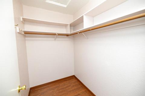 828 W Union Ave, Modesto, CA 95356 photo 27