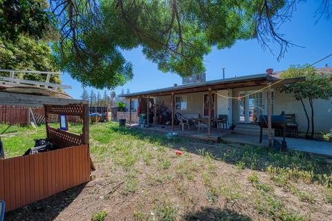 837 Olive, Patterson, CA 95363 photo 4