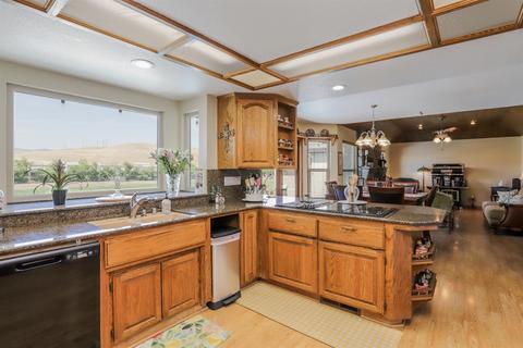 34760 Stearman Ct, Tracy, CA 95377 photo 18