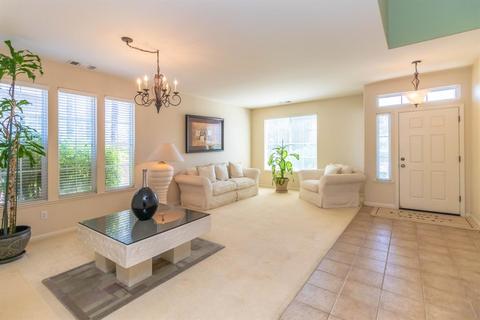 1067 Brook View Ln, Manteca, CA 95337 photo 8