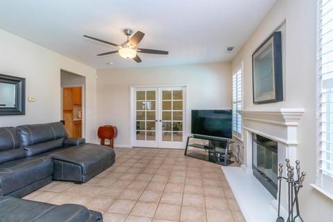 1067 Brook View Ln, Manteca, CA 95337 photo 12