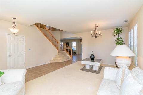 1067 Brook View Ln, Manteca, CA 95337 photo 9