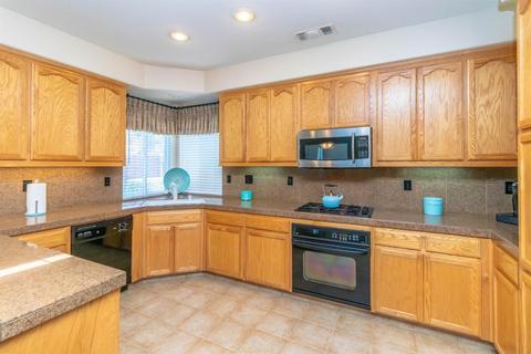 1067 Brook View Ln, Manteca, CA 95337 photo 16