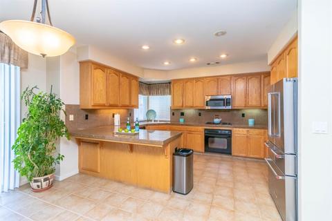 1067 Brook View Ln, Manteca, CA 95337 photo 15
