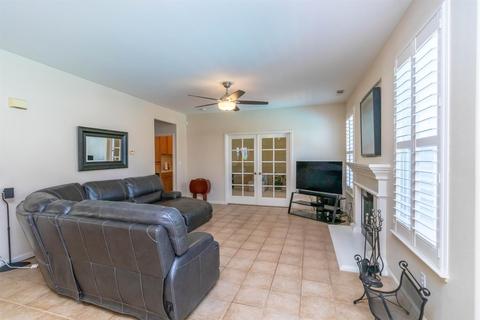 1067 Brook View Ln, Manteca, CA 95337 photo 11