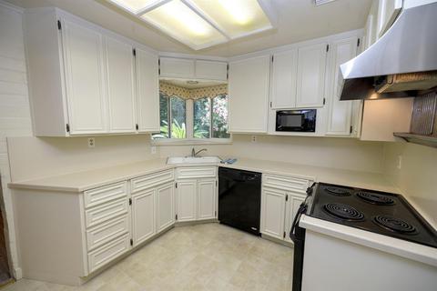 1010 Enslen Ave, Modesto, CA 95350 photo 16