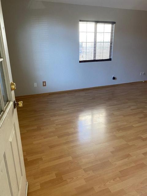 1097 Kirksey Dr, Turlock, CA 95382 photo 3
