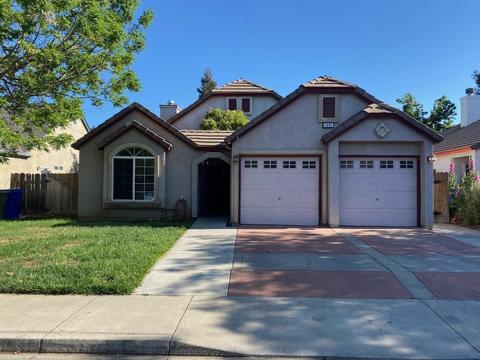 1097 Kirksey Dr, Turlock, CA 95382 photo 1