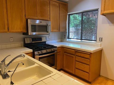 1097 Kirksey Dr, Turlock, CA 95382 photo 7