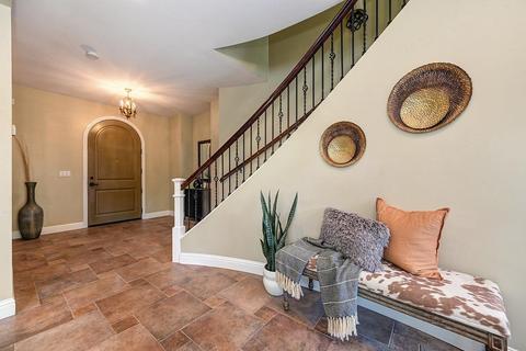 2018 Gunn Rd, Carmichael, CA 95608 photo 4