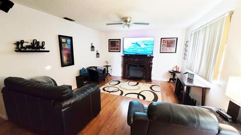 4415 Martel Dr, Olivehurst, CA 95961 photo 2