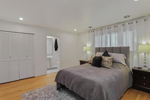 952 Mills Ave, Modesto, CA 95350 photo 62