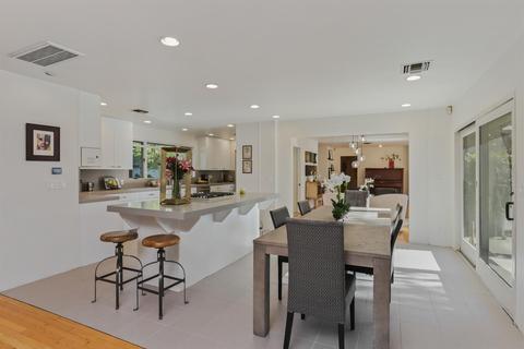 952 Mills Ave, Modesto, CA 95350 photo 37