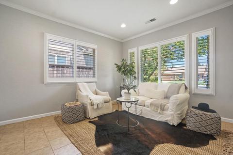 2670 Paradise Dr, Lodi, CA 95242 photo 4
