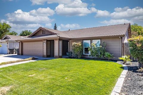 1424 July Ct, Modesto, CA 95358 photo 2