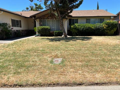 1105 Nut Tree Ln, Modesto, CA 95355 photo 2