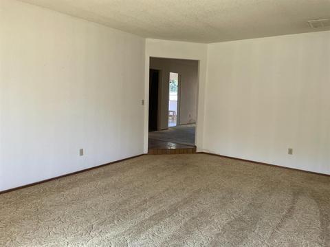 1105 Nut Tree Ln, Modesto, CA 95355 photo 6
