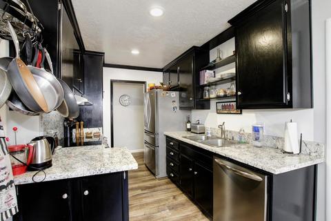 2306 Temple Dr, Davis, CA 95618 photo 18