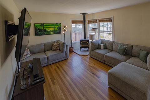 441 W 20th St, Tracy, CA 95376 photo 2