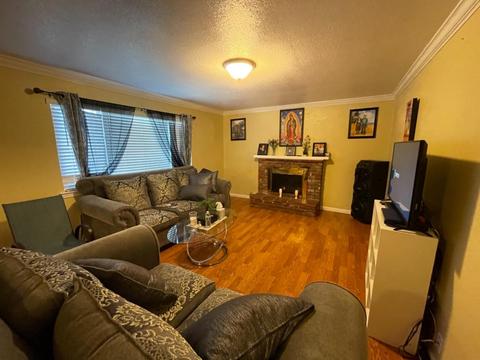 2445 Eicher Ave, Modesto, CA 95350 photo 2