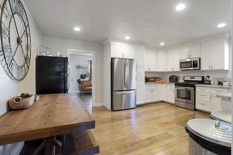 402 W Emerson Ave, Tracy, CA 95376 photo 15