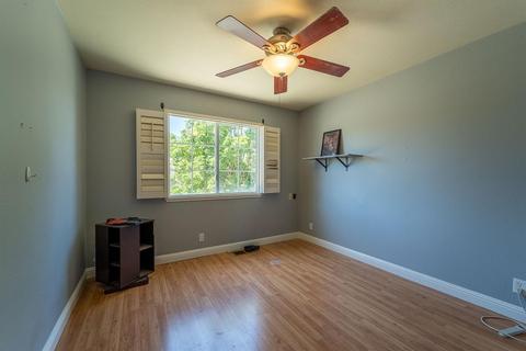 826 Zumstein Dr, Ripon, CA 95366 photo 25