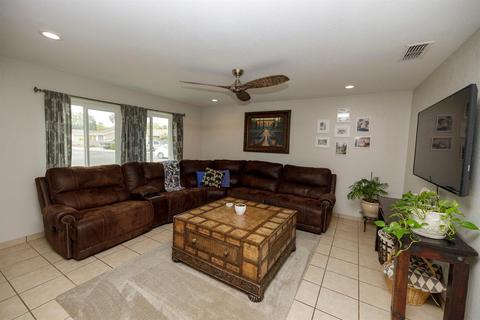 2205 Lavon Ln, Ceres, CA 95307 photo 3