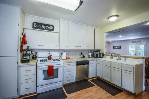437 E Vine St, Lodi, CA 95240 photo 39