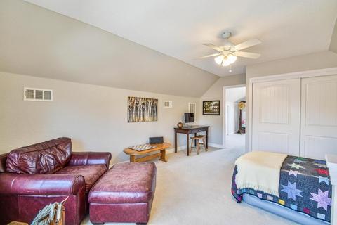 437 E Vine St, Lodi, CA 95240 photo 18