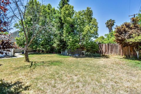 437 E Vine St, Lodi, CA 95240 photo 8