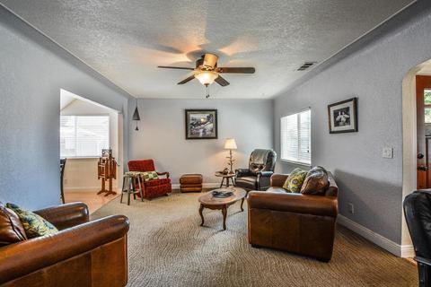 437 E Vine St, Lodi, CA 95240 photo 32