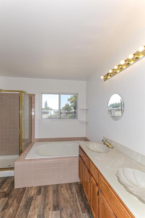 3925 Shawnee Dr, Modesto, CA 95356 photo 21