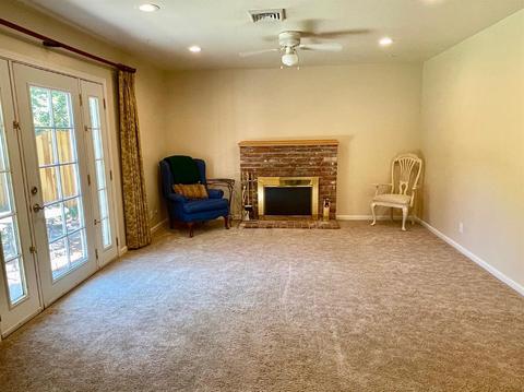 1821 Scott Ave, Modesto, CA 95350 photo 4