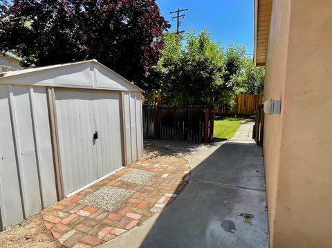 1821 Scott Ave, Modesto, CA 95350 photo 24