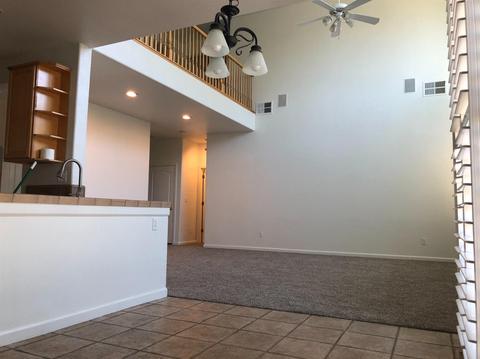 1437 Oasis Ln, Patterson, CA 95363 photo 9