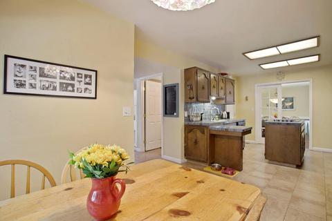 726 Peach St, Lodi, CA 95242 photo 22