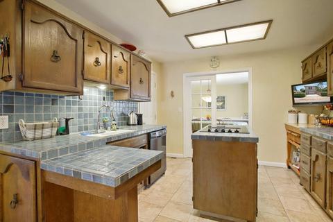726 Peach St, Lodi, CA 95242 photo 24