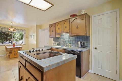 726 Peach St, Lodi, CA 95242 photo 25