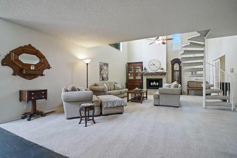 726 Peach St, Lodi, CA 95242 photo 7