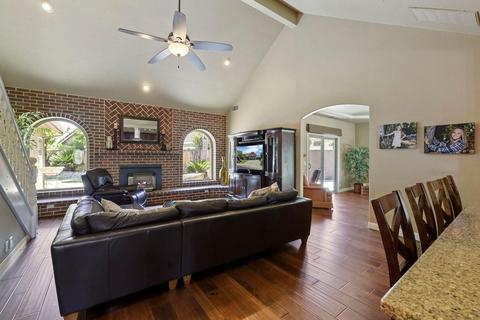 524 Plum Ct, Lodi, CA 95242 photo 8