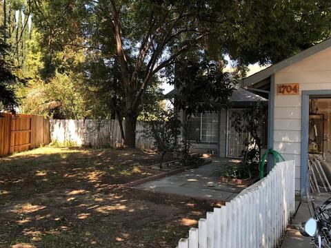1704 Walpole Pl, Modesto, CA 95358 photo 3